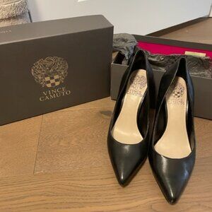 Vince Camuto Black Pumps